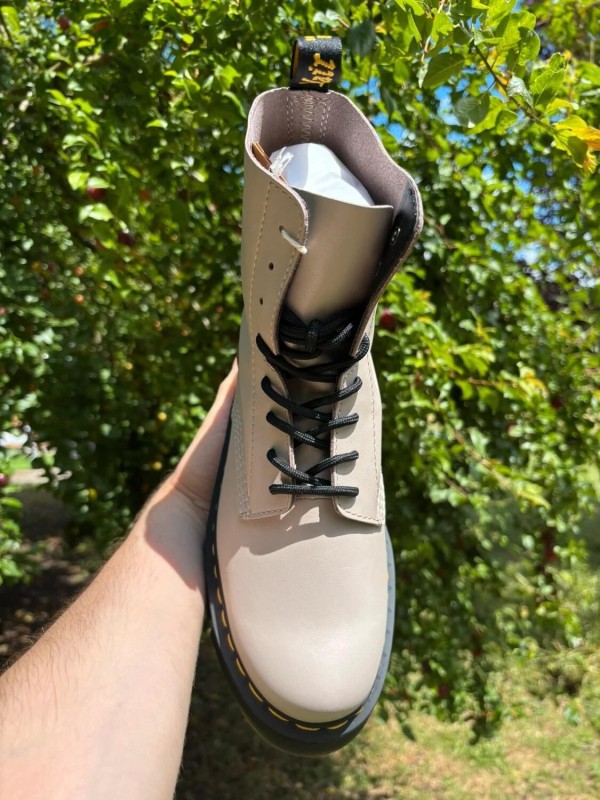 Dr Martens Audrick 8-Eye Boot Vintage Taupe - 41 2