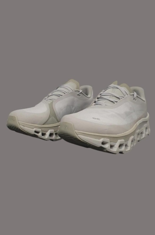 On Post Archive Faction Cloudmonster taille 41 2