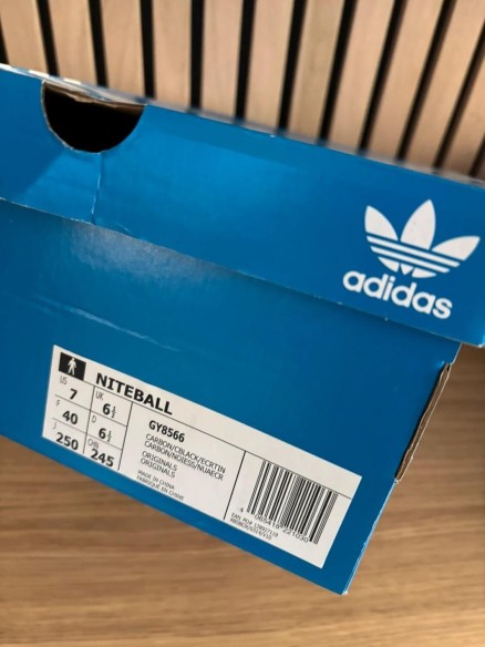 adidas Niteball Carbon Taille 40