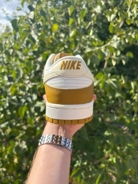 Nike Dunk Low Bronzine - Taille 45,5