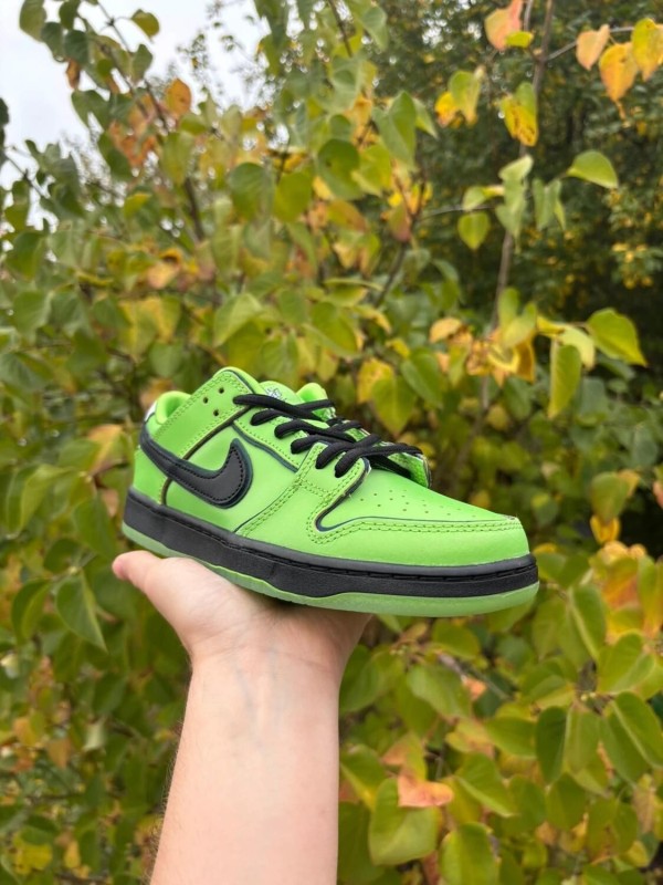 Nike Dunk SB Buttercup X The Powerpuff Girls - Taille 35 2