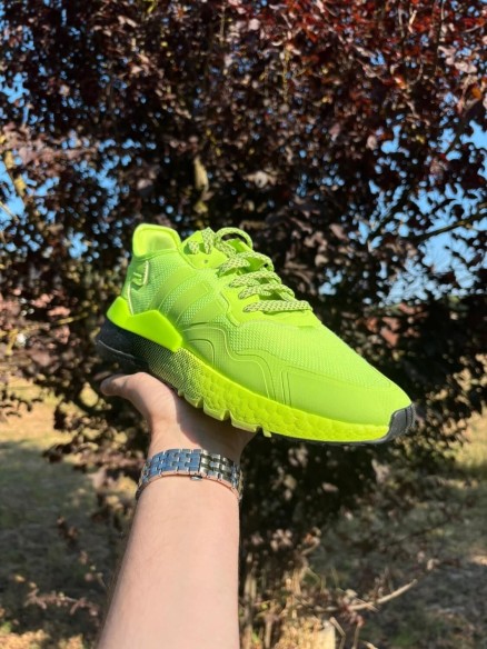 Adidas Nite Jogger Signal Green - Taille 40,5