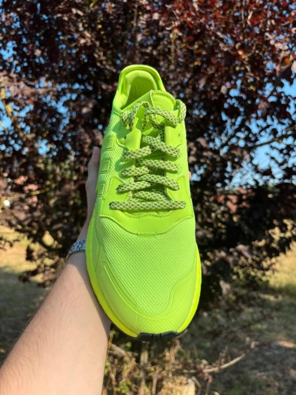 Adidas Nite Jogger Signal Green - Taille 40,5 2