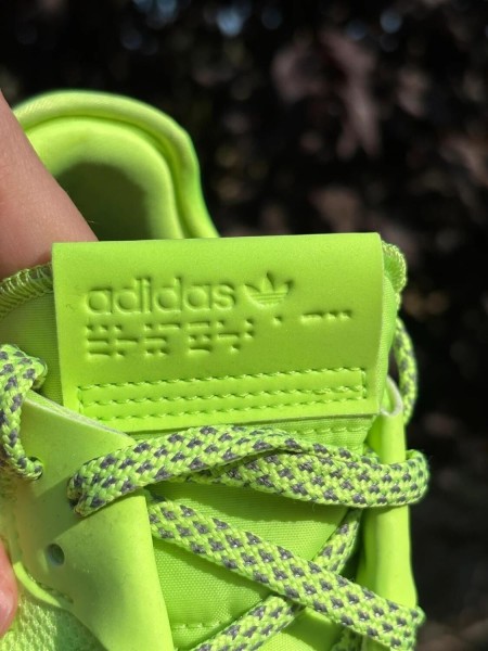 Adidas Nite Jogger Signal Green - Taille 40,5