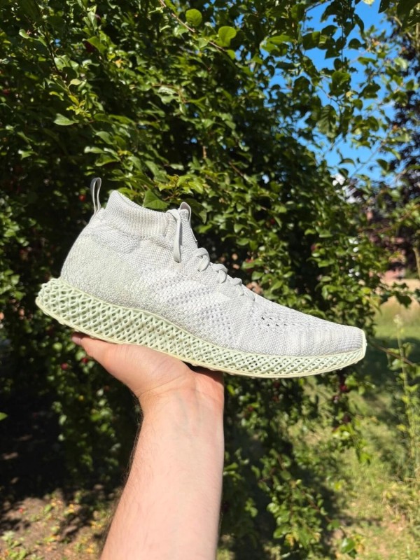 adidas consortium runner mid 4D white - taille 41,5