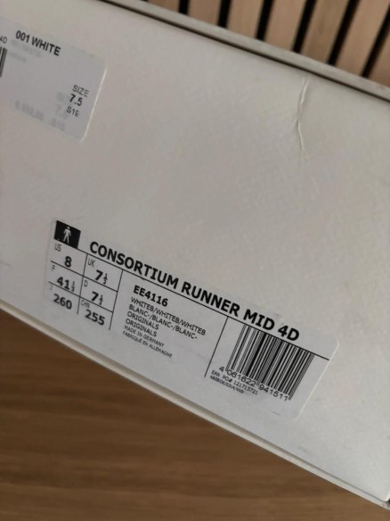 adidas consortium runner mid 4D white - taille 41,5