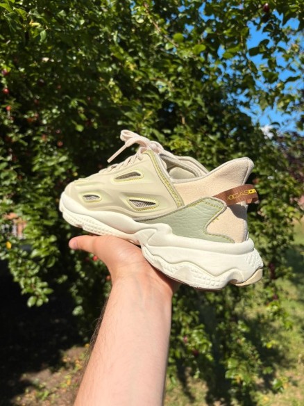 adidas ozweego Celox Sand - Taille 40