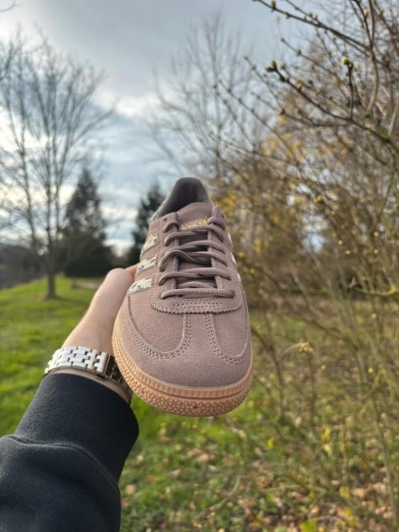 adidas handball spezial earth strata cow print - taille 39,5