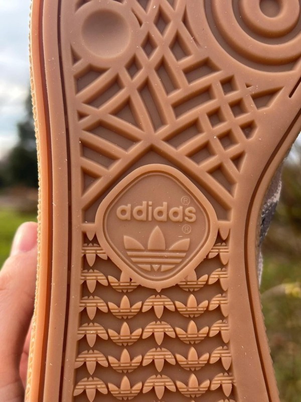 adidas handball spezial earth strata cow print - taille 39,5 2