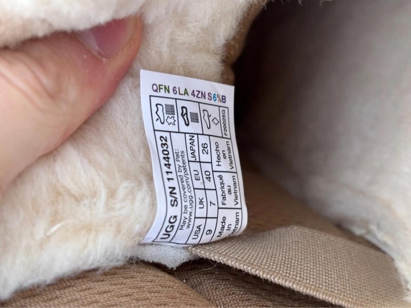 UGG Lowmel Sand - Taille 40