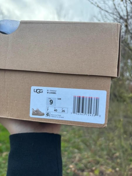 UGG Lowmel Sand - Taille 40