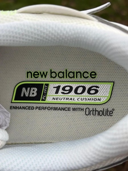 New balance 1906A White mint flash - Taille 40