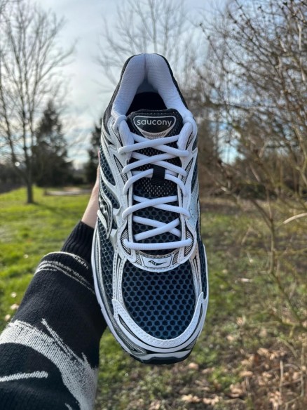 Saucony Progrid Omni 9 Deep Navy - Taille 45
