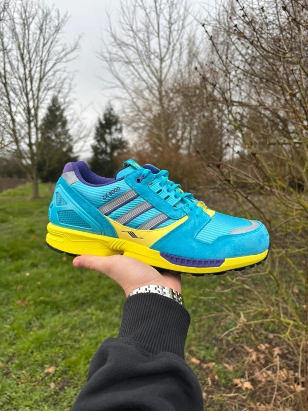 Adidas ZX 8000 consortium blue glow - Taille 44