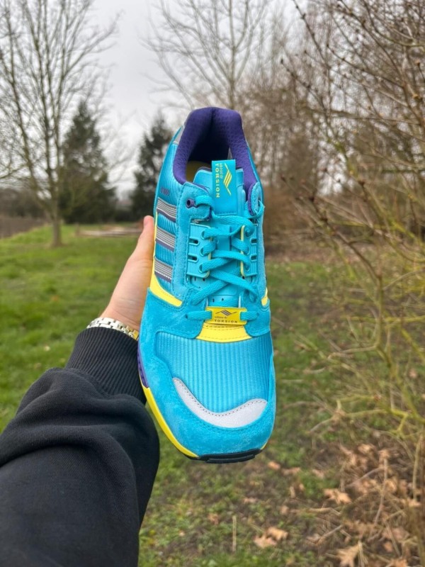 Adidas ZX 8000 consortium blue glow - Taille 44 2