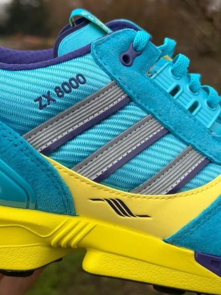 Adidas ZX 8000 consortium blue glow - Taille 44