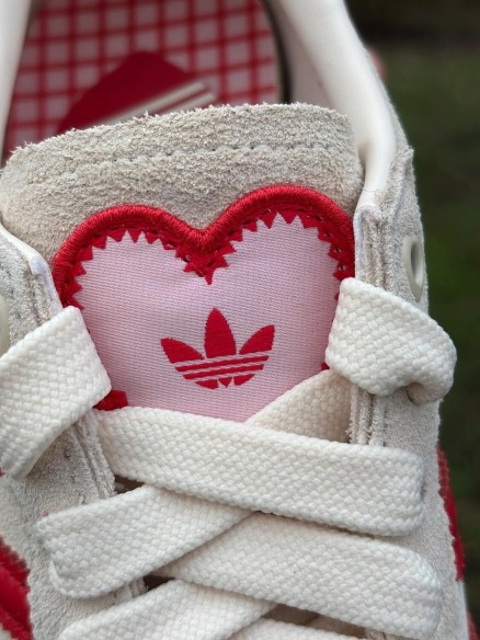 adidas handball spezial valentine's day - taille 38,5