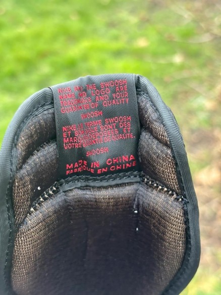 Jordan 1 Retro High OG Black Toe Reimagined - Taille 40