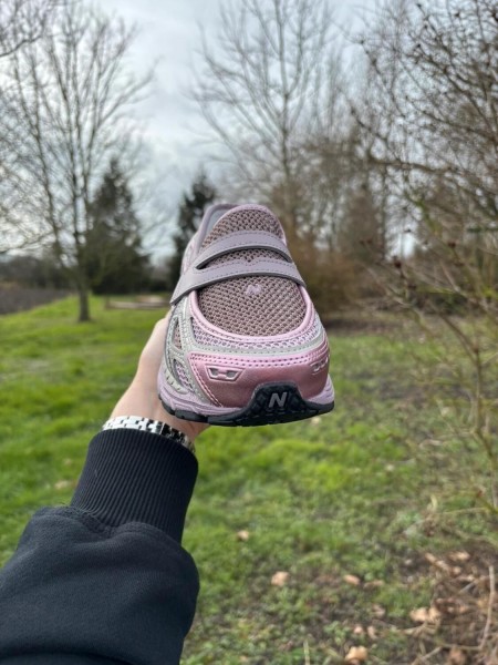 New Balance 1906L Metallic pink - Taille 42