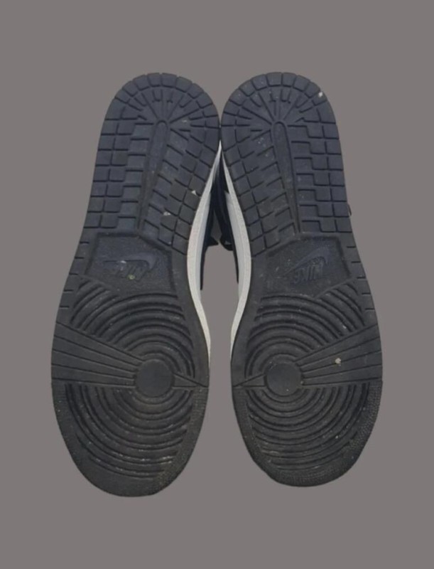 Nike Jordan 1 High Retro 85 Black / White taille 42,5 2