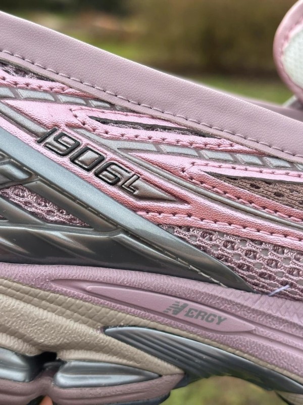 New Balance 1906L Metallic pink - Taille 42 2