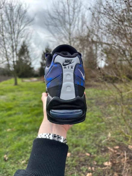 Nike Air Max 95 OG Purple Camo - Taille 40,5
