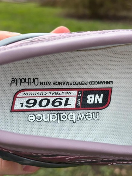 New Balance 1906L Metallic pink - Taille 42