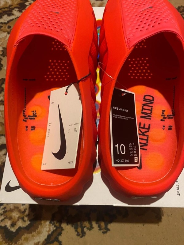 Nike Mind 001 2