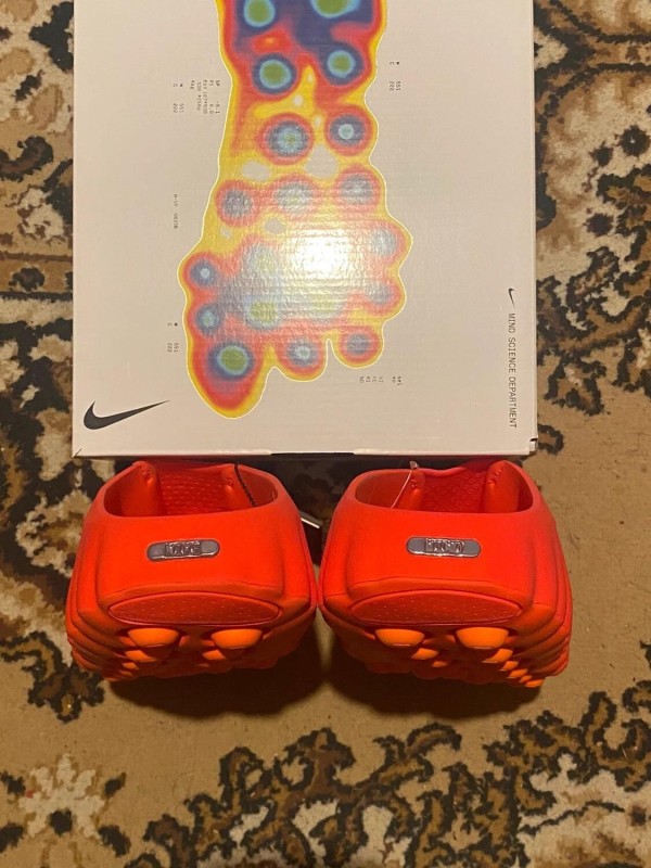 Nike Mind 001 2
