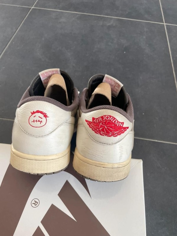 Travis Scott Jordan 1 Low Reverse Mocha - EU 45 // US 11 2