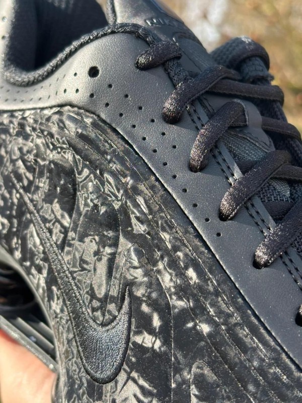 Nike Shox R4 Black Floral - Taille 41 2