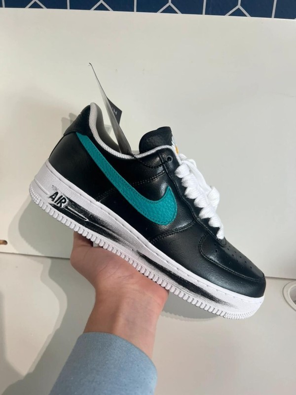 Nike Air Force 1 Low Para-Noise 3.0 maat 42,5 2