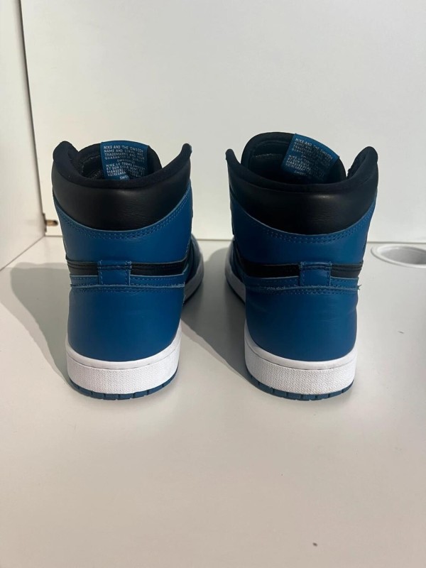 Nike Air Jordan 1 High Dark Marina maat 42 2