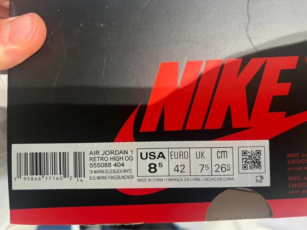 Nike Air Jordan 1 High Dark Marina maat 42 2