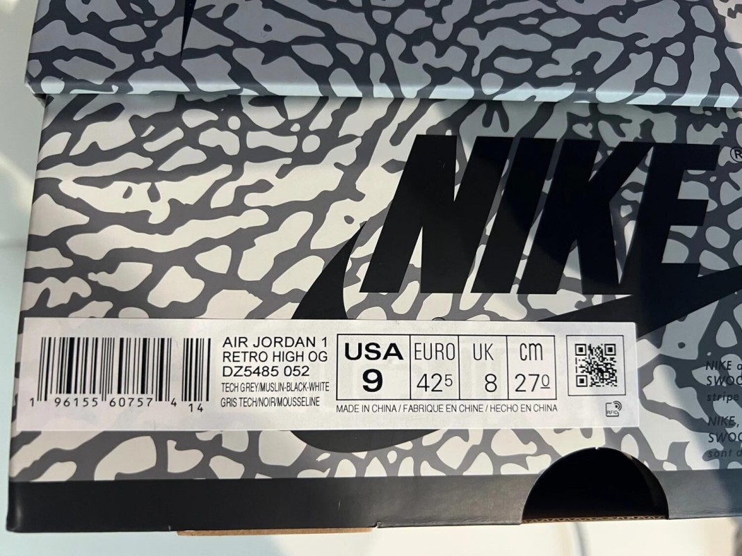 Nike Air Jordan 1 High White Cement maat 42,5 2
