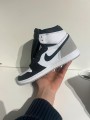 Nike Air Jordan 1 High Bleached Coral maat 42,5