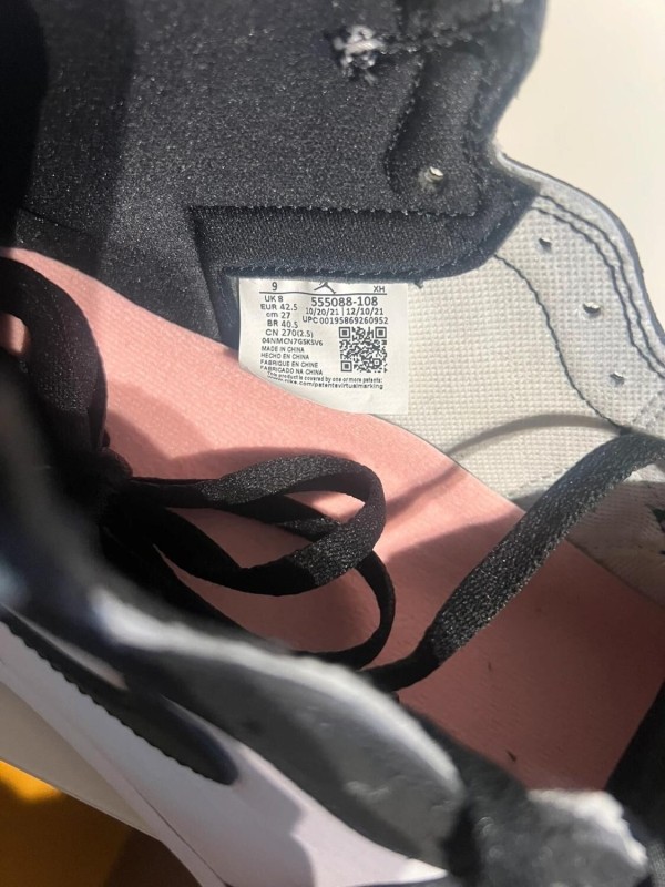 Nike Air Jordan 1 High Bleached Coral maat 42,5 2