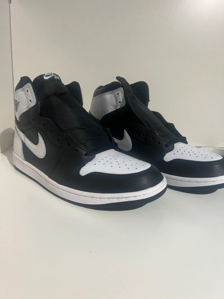 Nike Air Jordan 1 High Black White
