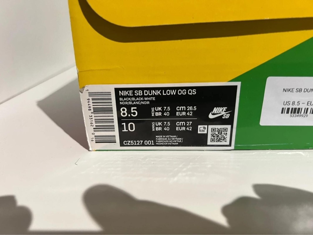 Nike SB Dunk Low Medicom Toy 2