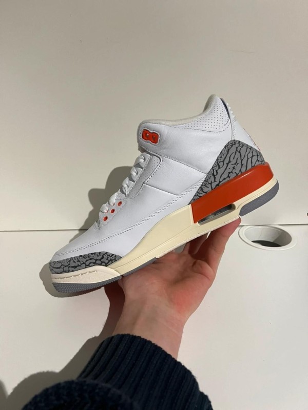 Nike Air Jordan 3 Georgia Peach 2