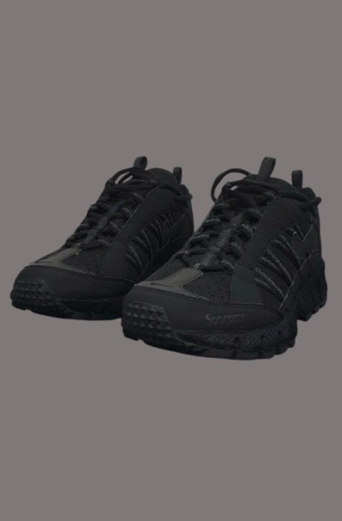 Nike Supreme Humara Black taille 41