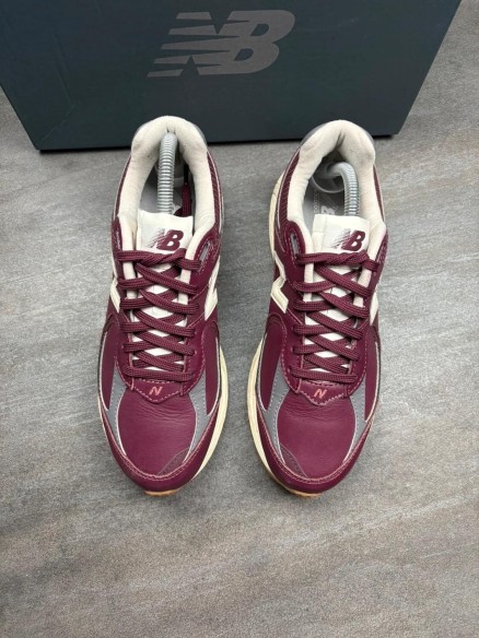 New Balance 2002r Bordeaux - Taille 40,5
