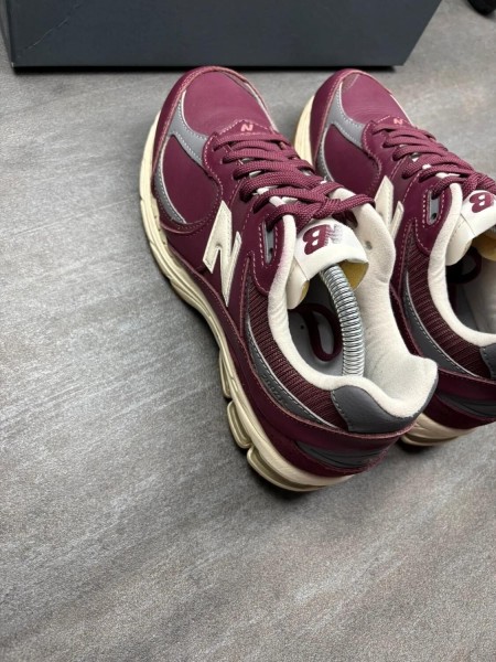 New Balance 2002r Bordeaux - Taille 40,5