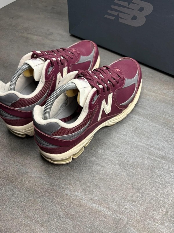 New Balance 2002r Bordeaux - Taille 40,5 2