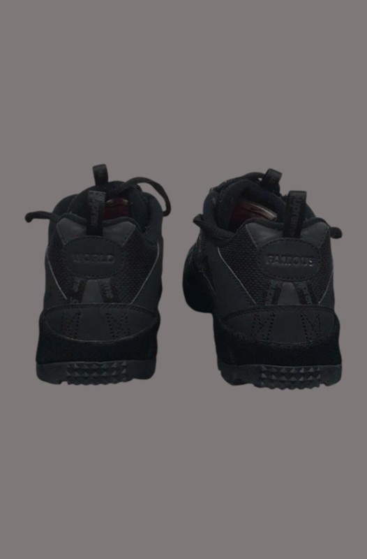 Nike Supreme Humara Black taille 41 2