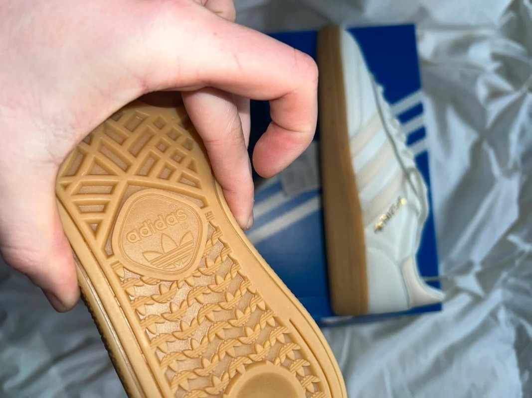 adidas spezial blanche 2