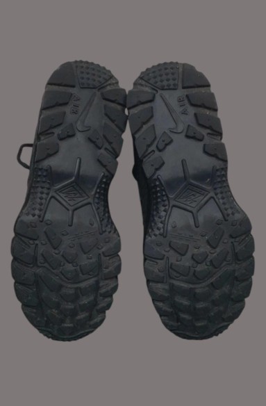 Nike Supreme Humara Black taille 41