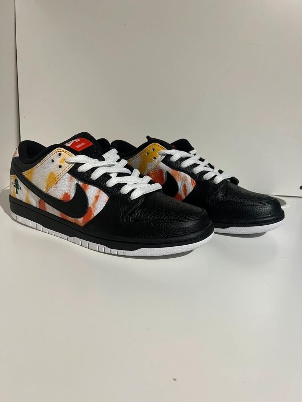 Nike SB Dunk Low Raygun Tie-Dye Black 2