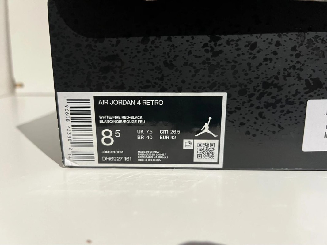 Nike Air Jordan 4 Red Cement 2