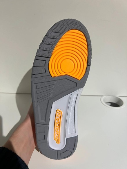 Nike Air Jordan 3 Laser Orange